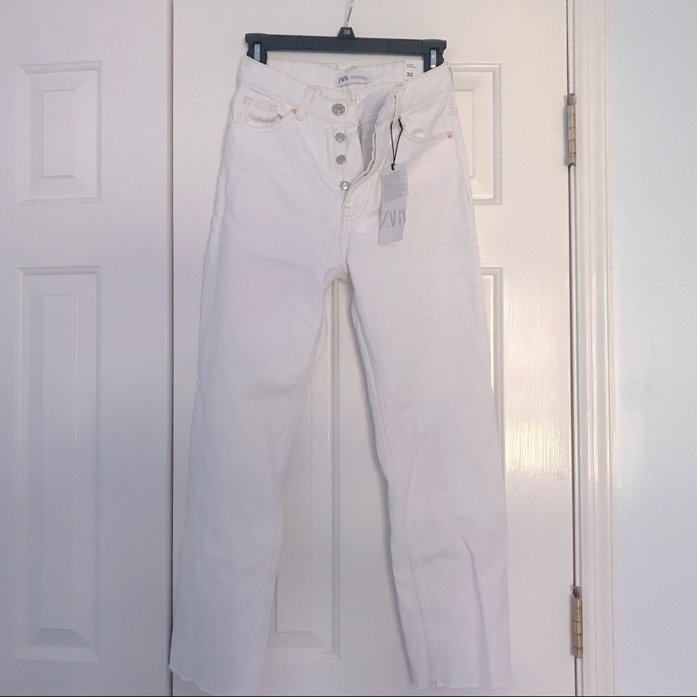 BRAND NEW W TAGS Zara hi-rise straight white jeans